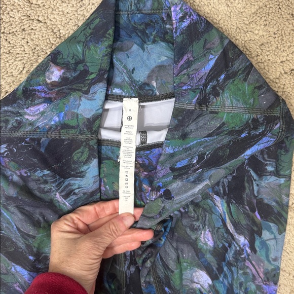 Lululemon Lot of Size 8 Leggings Fast and Free Base Pace 3 pairs!!! - Picture 10 of 12